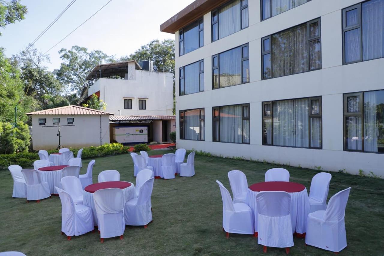 Royal Orbit Panchgani Exterior foto